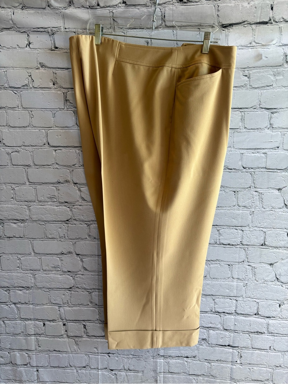 *NEW* Context Woman American Spirit Tan Stretch Cuffed Slacks - Size 22W